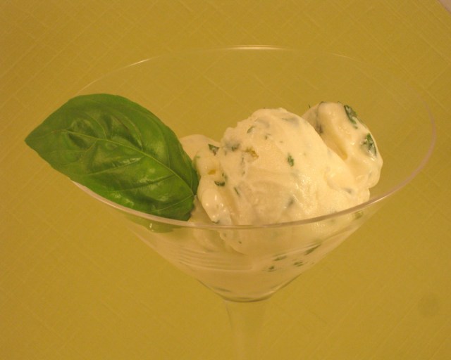 Basil Ice Cream (1)