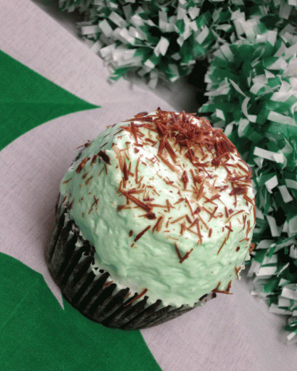 Grasshopper-Cupcakes-(2)