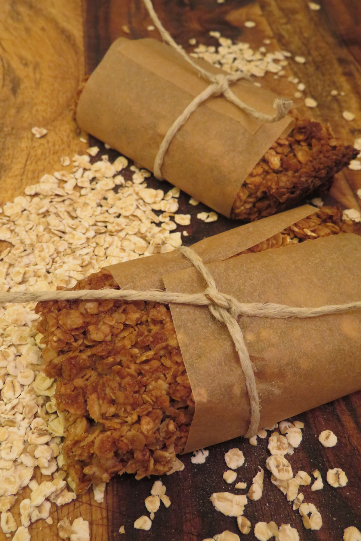 Cinnamon Oat Granola Bar (1)